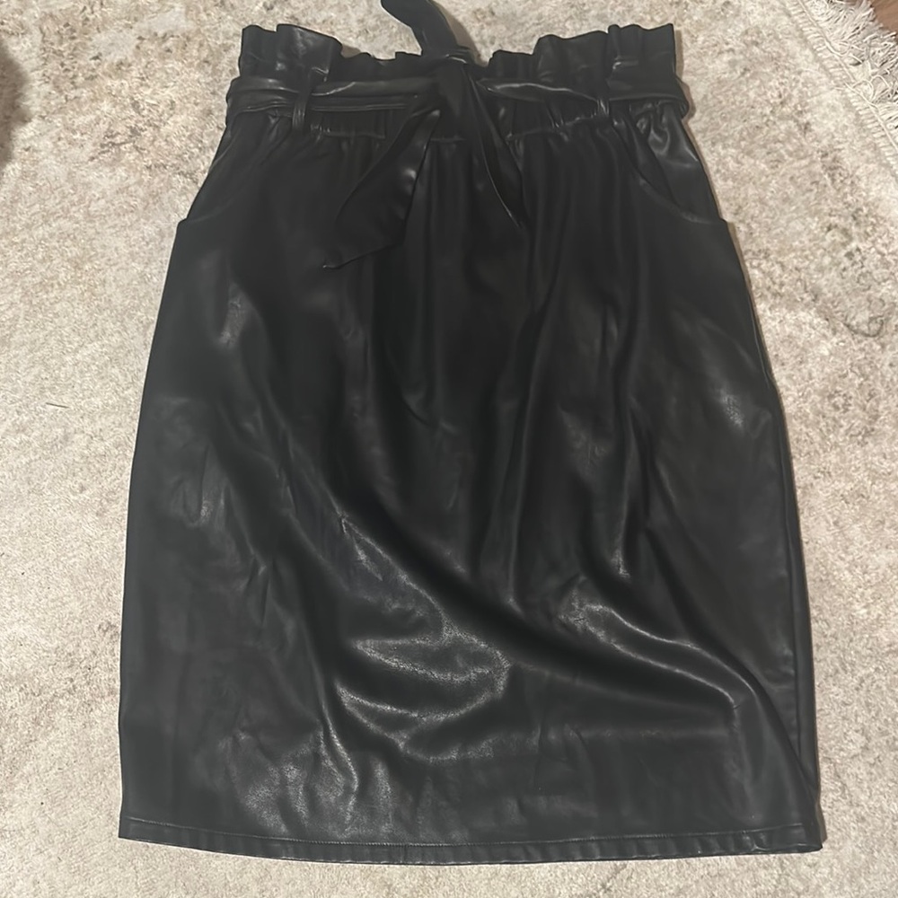 Elegant Black Faux Leather Skirt